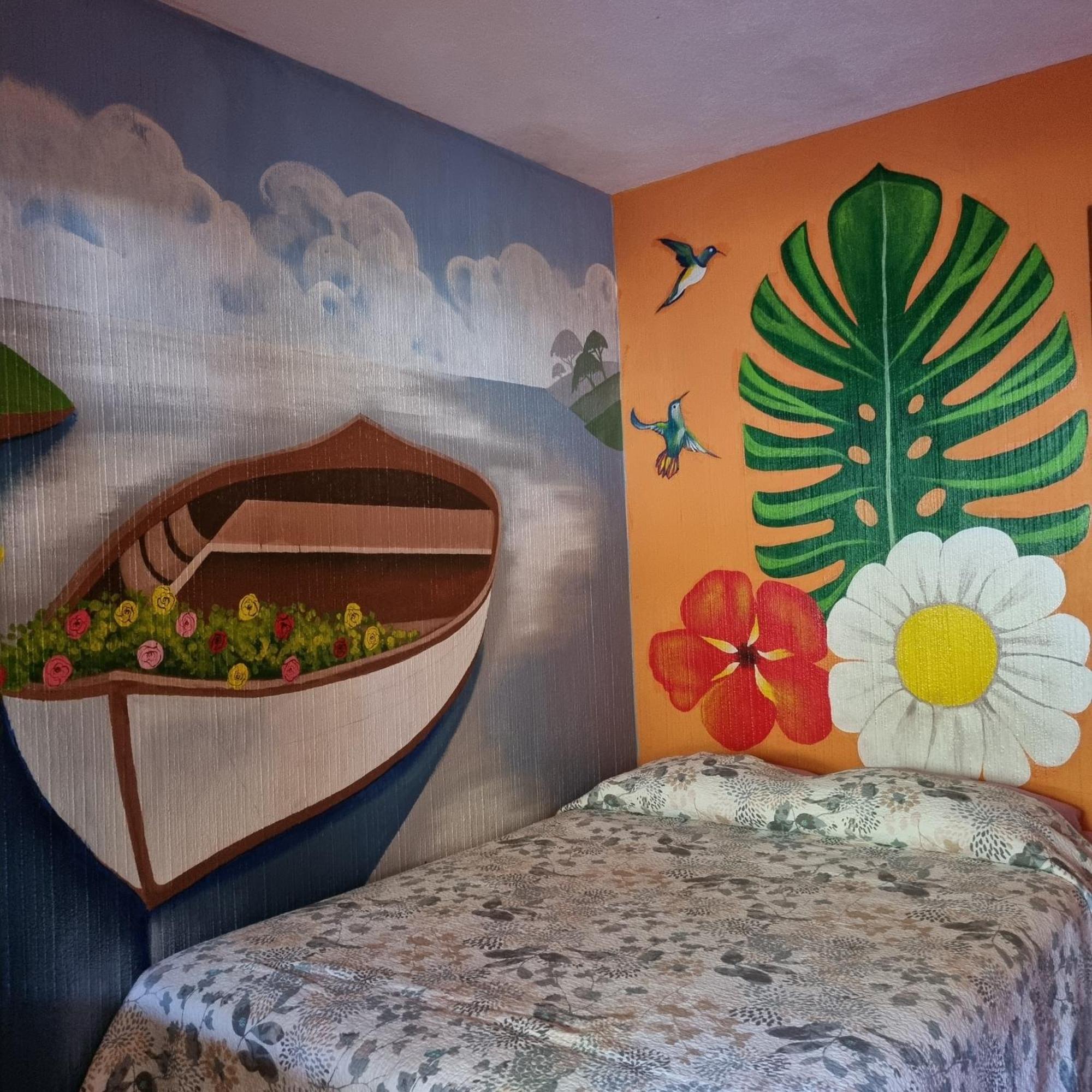 Hotel Encuentro Del Viajero Panajachel Exteriör bild